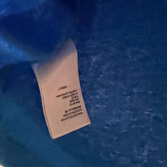 Cropped Tee - Picture 3 of 7